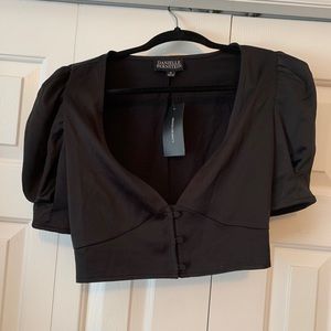 Danielle Bernstein puff sleeve crop top
